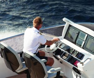 Gineico Marine_ besenzoni helm seats