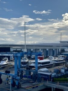 Preparing boats at GCCM for Cyclone Alfred